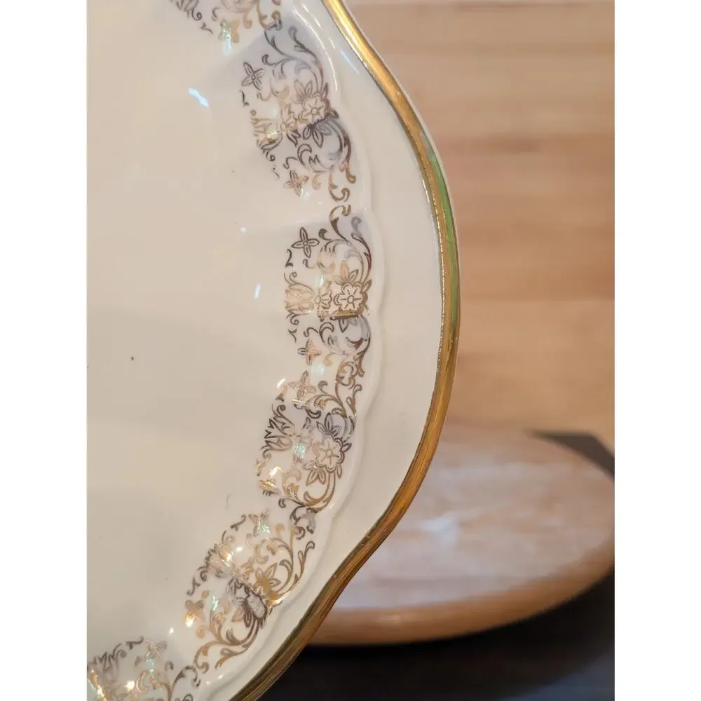 WS George Bolero Oval Platter - Colonial Couple - 22K Gold - Vintage 12